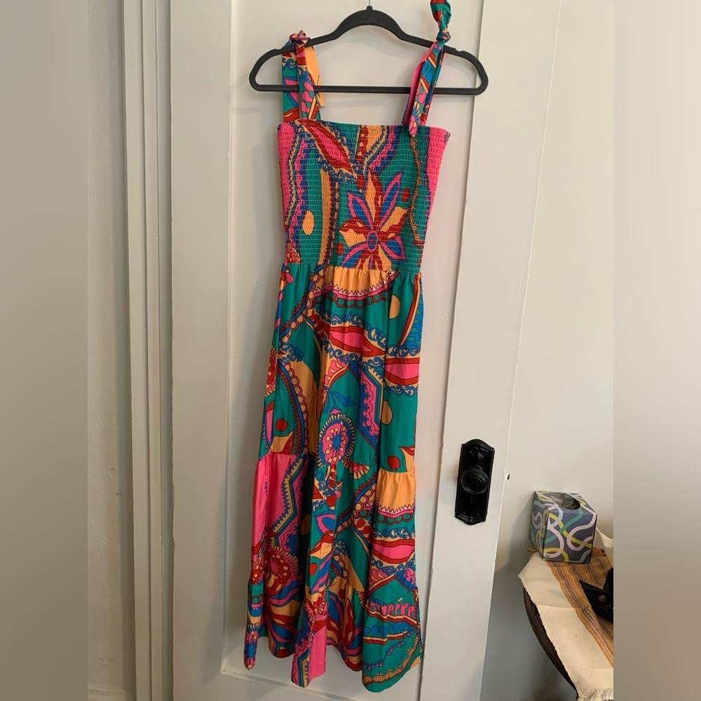 Gorgeous summer dress. New without tags